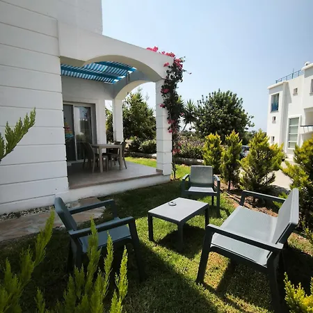 Girne Alsancak Appartamento Agios Dhometios